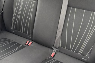 Feu arriere stop central OPEL CORSA D