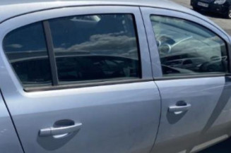 Reservoir essence OPEL CORSA D