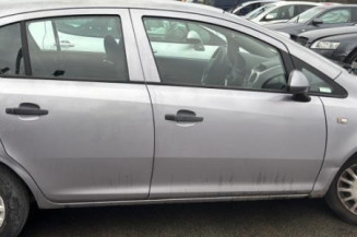 Custode arriere gauche (porte) OPEL CORSA D