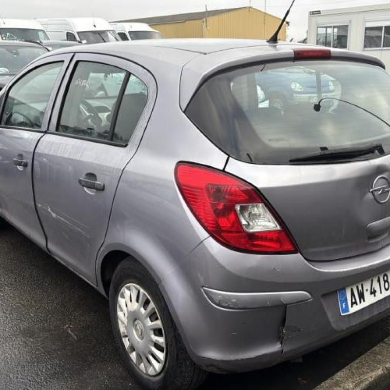 Reservoir essence OPEL CORSA D Photo n°4