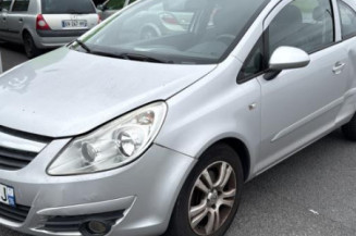 Custode arriere gauche OPEL CORSA D Photo n°1