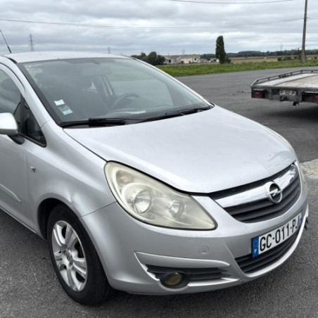 Custode arriere gauche OPEL CORSA D