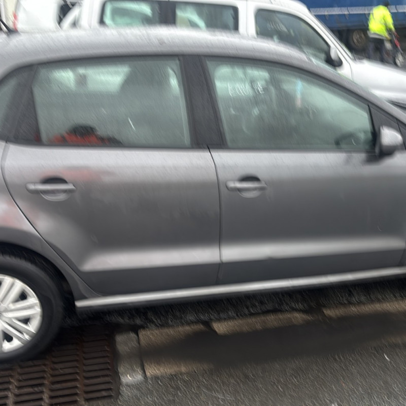 VOLKSWAGEN POLO 5 PHASE 2 1.0 MPI - 12V Photo n°14