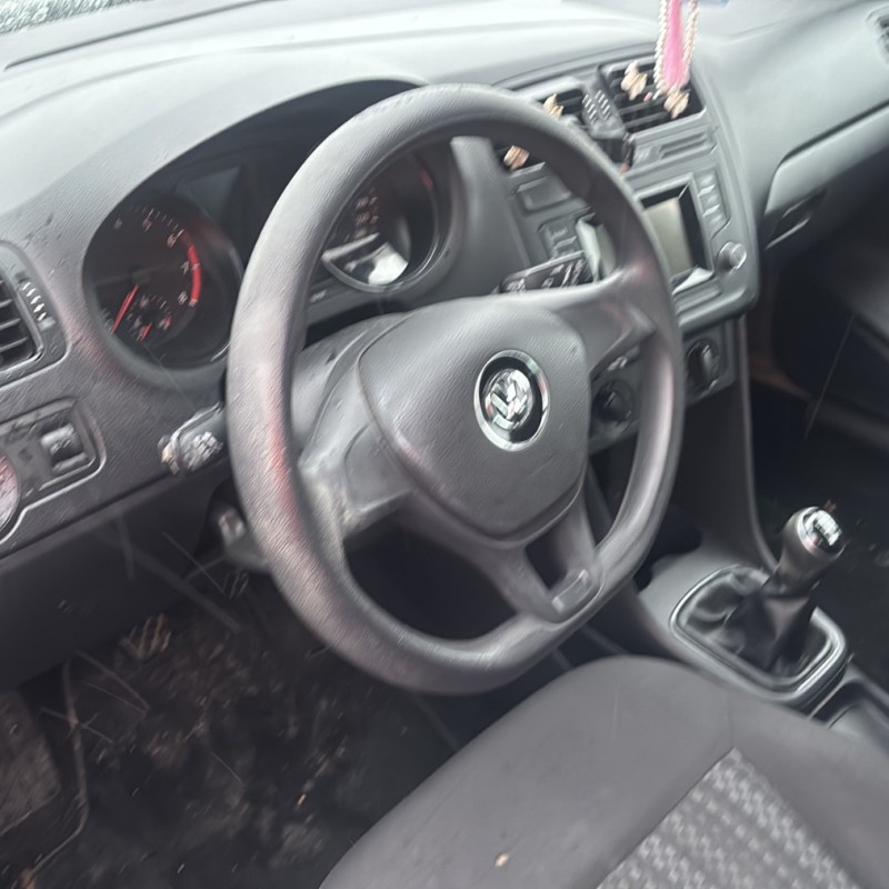VOLKSWAGEN POLO 5 PHASE 2 1.0 MPI - 12V Photo n°22