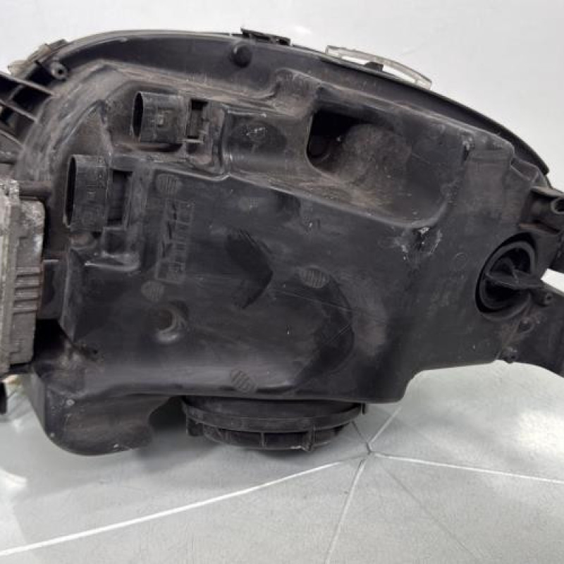 Optique avant principal gauche (feux)(phare) MERCEDES CLASSE R 251 Photo n°3