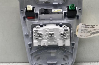 Eclairage de plafonnier PEUGEOT 5008 2