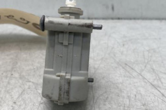 Actionneur verrou trappe d'essence VOLKSWAGEN POLO 4 Photo n°1