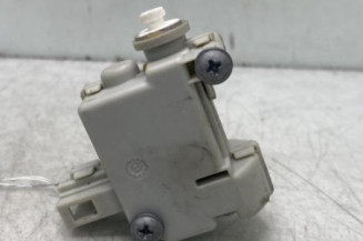 Actionneur verrou trappe d'essence VOLKSWAGEN POLO 4