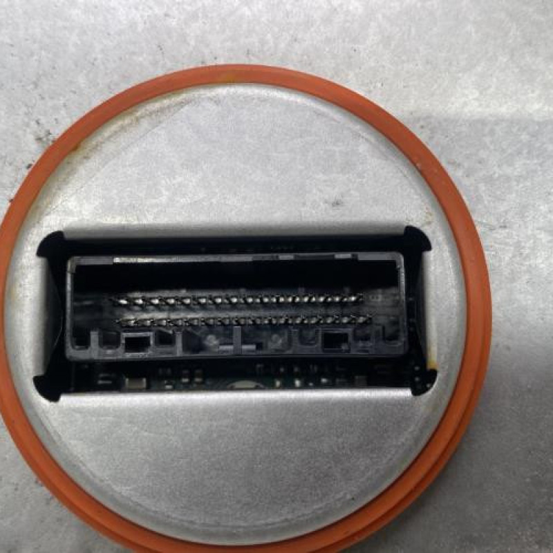 Boitier xenon PEUGEOT 5008 2 Photo n°3