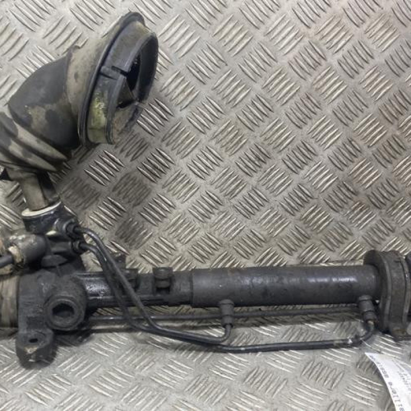 Cremaillere assistee VOLKSWAGEN GOLF 3 Photo n°3