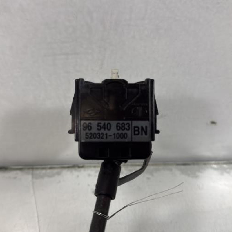 Commodo phare CHEVROLET AVEO 1 Photo n°2