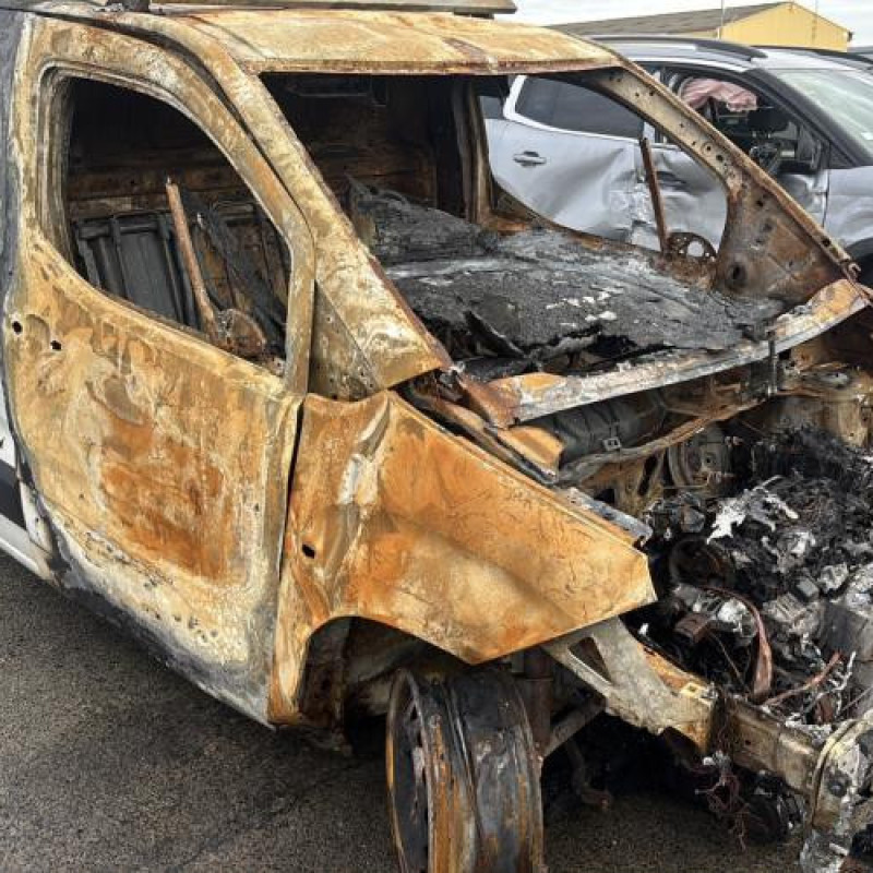 Etrier arriere droit (freinage) CITROEN BERLINGO 3 Photo n°15