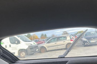 Feu arriere stop central OPEL CORSA D