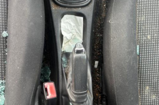 Feu arriere stop central OPEL CORSA D