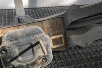 Renfort pare choc arriere (traverse) KIA RIO 3