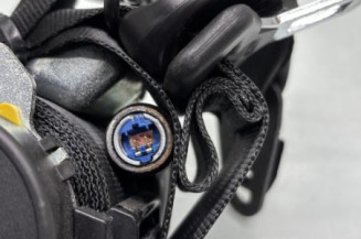 Pretensionneur de ceinture avant droit RENAULT CLIO 4