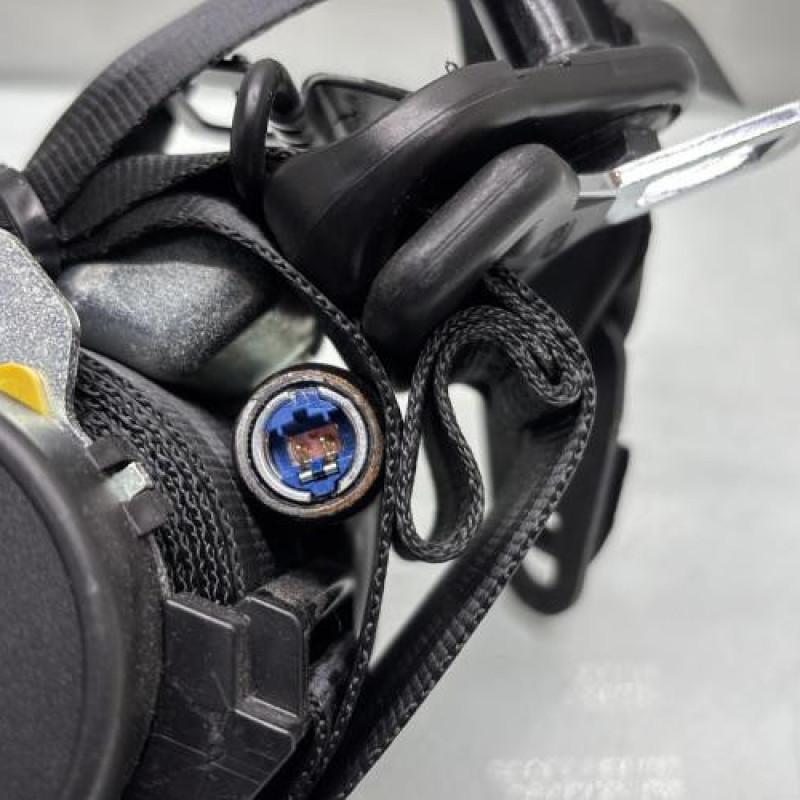 Pretensionneur de ceinture avant droit RENAULT CLIO 4 Photo n°2