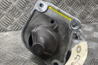 Demarreur PEUGEOT 208 1 Photo n°1