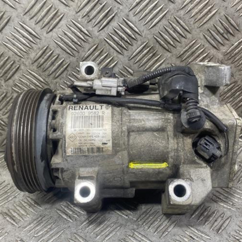 Compresseur clim RENAULT CLIO 4 Photo n°1