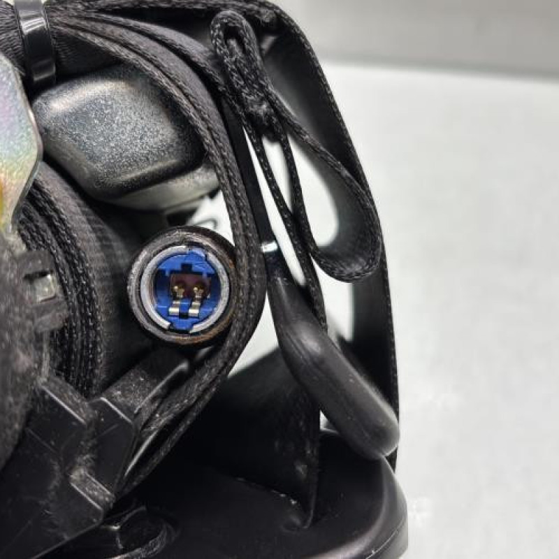 Pretensionneur de ceinture avant gauche RENAULT CLIO 4 Photo n°4