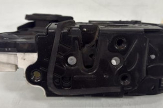 Serrure avant gauche VOLKSWAGEN POLO 5