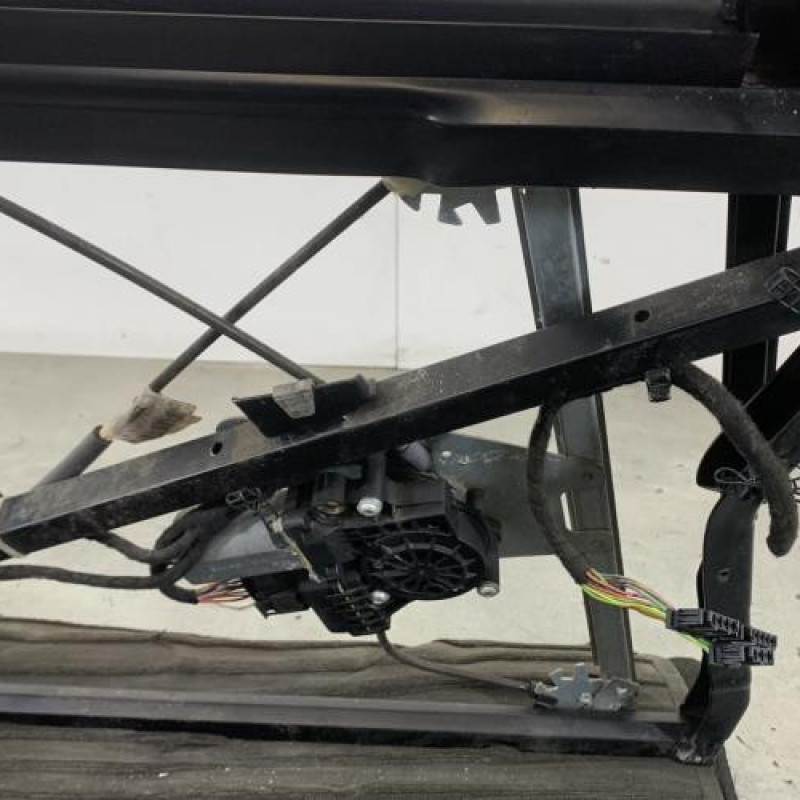 Leve vitre electrique avant gauche AUDI A6 2 Photo n°5