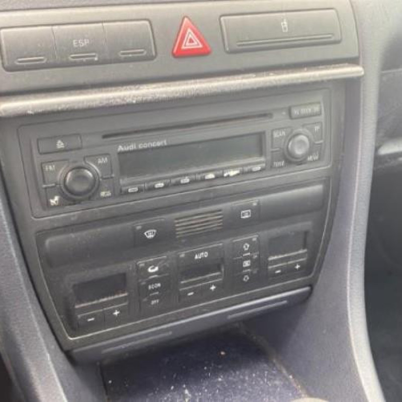 Leve vitre electrique avant gauche AUDI A6 2 Photo n°18