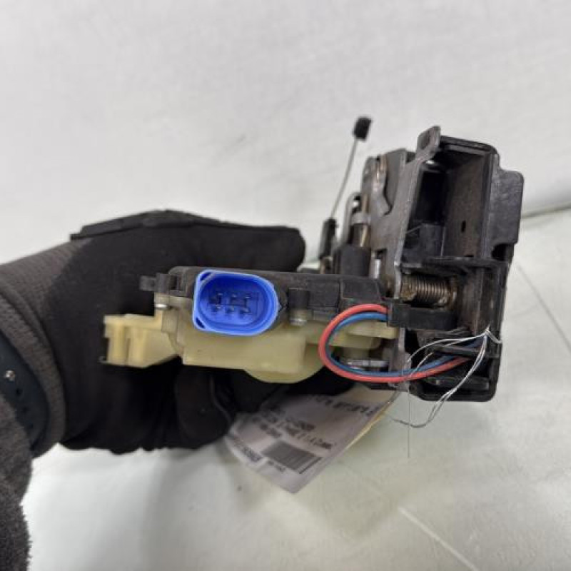 Serrure arriere gauche SEAT IBIZA 3 Photo n°3