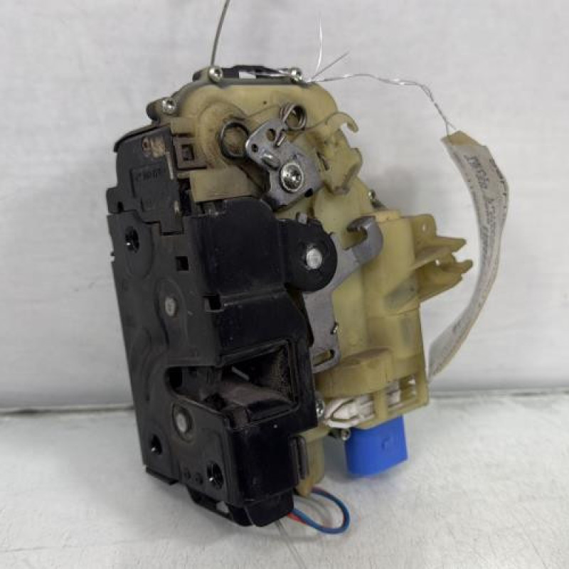 Serrure avant gauche SEAT IBIZA 3 Photo n°1