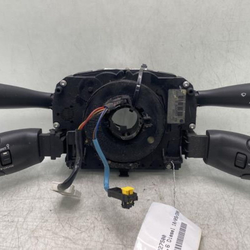 Com (Bloc Contacteur Tournant+Commodo Essuie Glace+Commodo Phare) PEUGEOT 207 Photo n°1