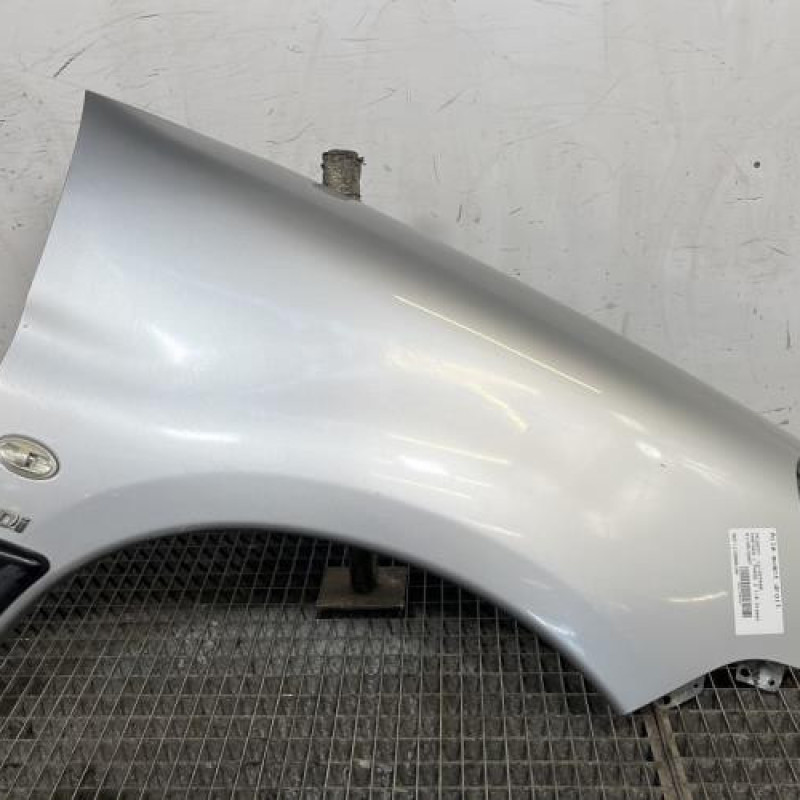 Aile avant droit PEUGEOT PARTNER 1 Photo n°1