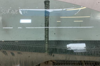 Vitre avant droit PEUGEOT 308 1 Photo n°1