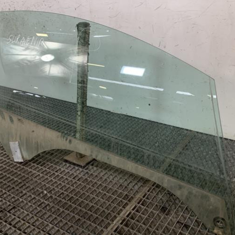 Vitre avant droit PEUGEOT 308 1 Photo n°3