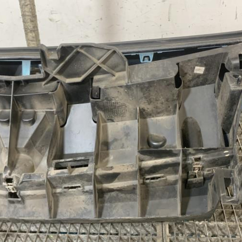 Calandre RENAULT KANGOO 2 Photo n°6