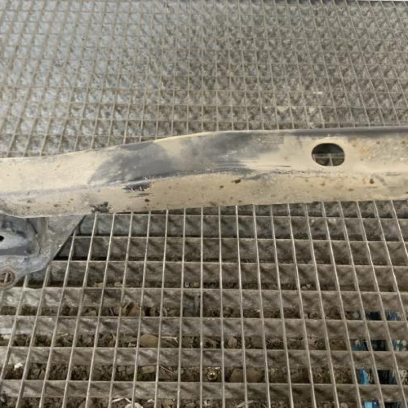 Renfort pare choc arriere (traverse) RENAULT KANGOO 2 Photo n°2