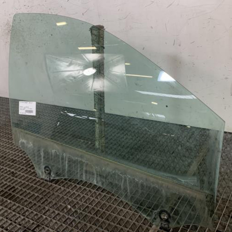Vitre avant droit RENAULT CLIO 3 Photo n°2