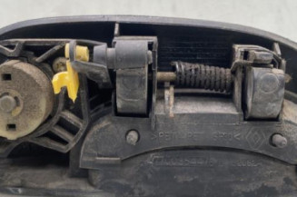 Poignee porte avant gauche RENAULT KANGOO 1