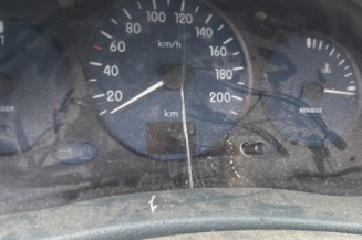 Arret de porte avant droit RENAULT KANGOO 1