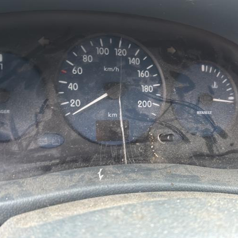 Poignee interieur avant gauche RENAULT KANGOO 1 Photo n°18