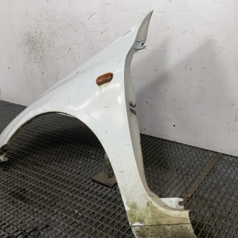 Aile avant gauche RENAULT CLIO 2 Photo n°6