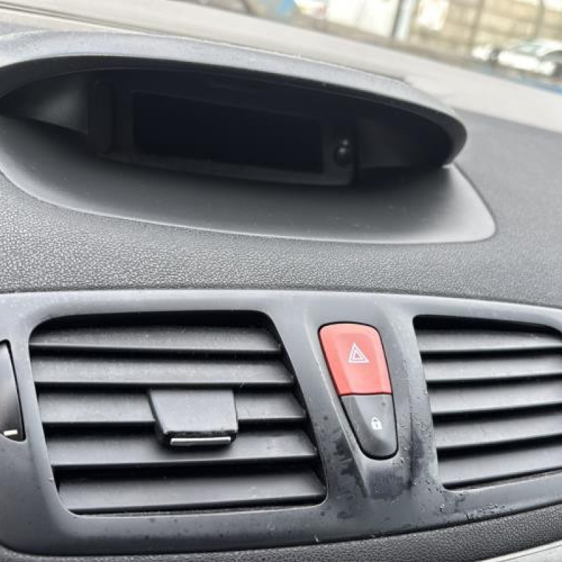 Leve vitre electrique avant droit RENAULT MEGANE 3 Photo n°20