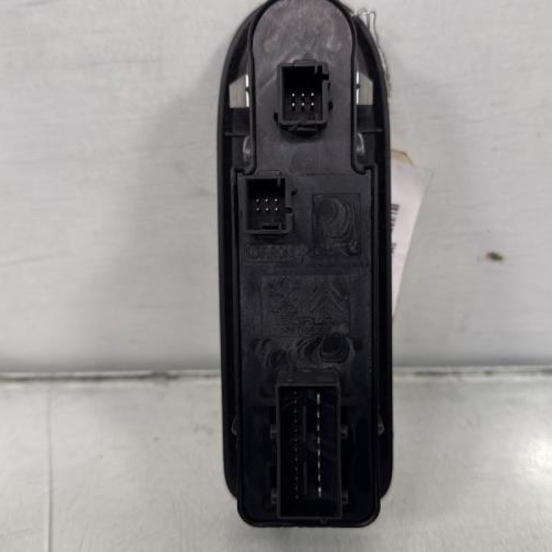 Interrupteur de leve vitre avant gauche CITROEN C5 2 Photo n°2