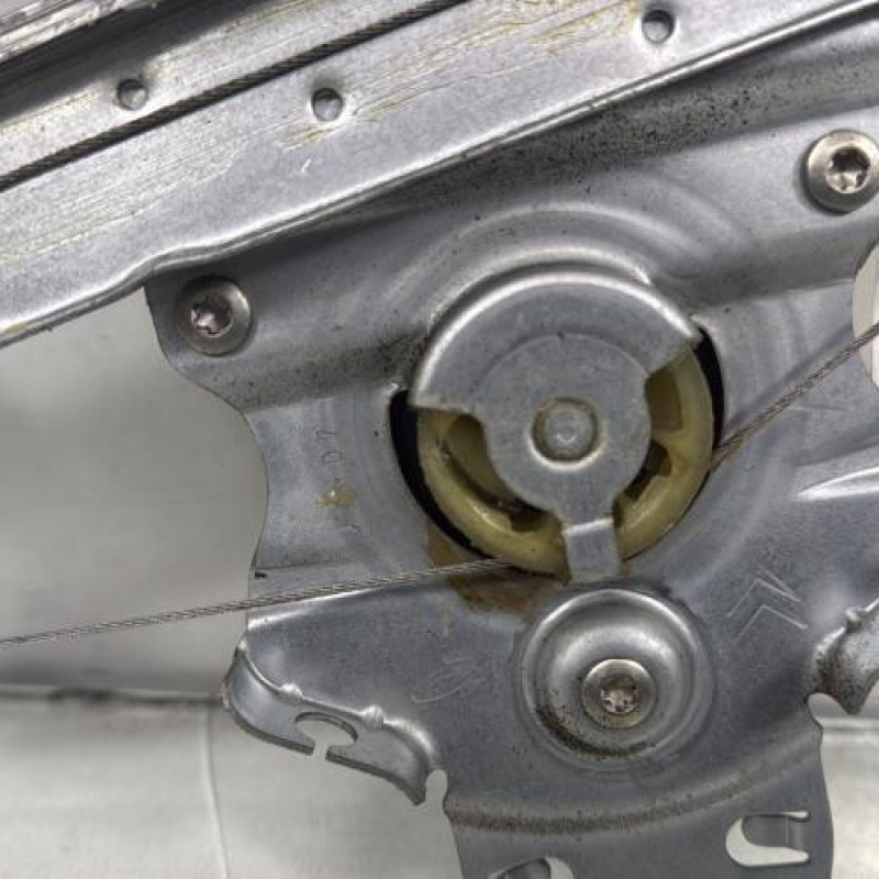 Leve vitre electrique arriere gauche CITROEN C5 2 Photo n°4