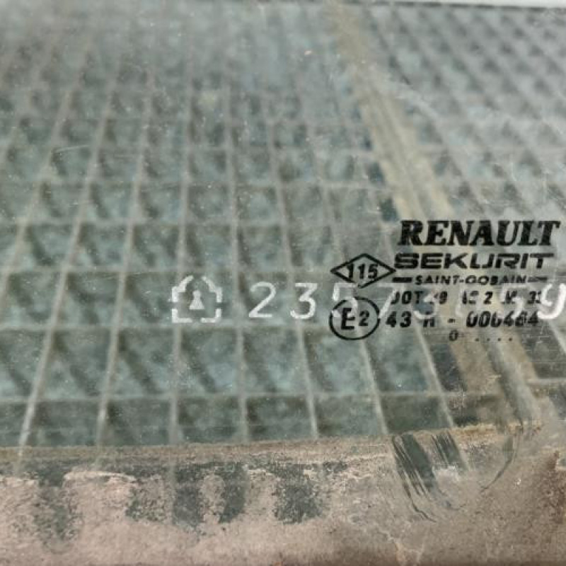 Vitre avant gauche RENAULT KANGOO 1 Photo n°4
