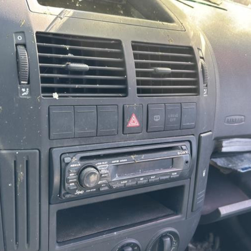 Custode arriere droit VOLKSWAGEN POLO 4 Photo n°20