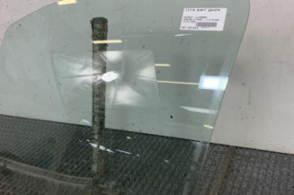 Vitre avant gauche PEUGEOT PARTNER 3