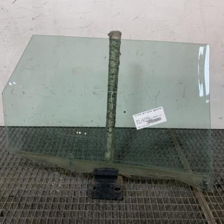 Vitre arriere gauche AUDI A4 2 Photo n°1