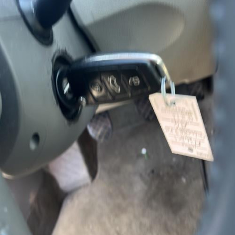 Vitre arriere gauche AUDI A4 2 Photo n°14