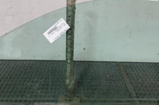 Vitre avant droit AUDI A4 2 Photo n°1