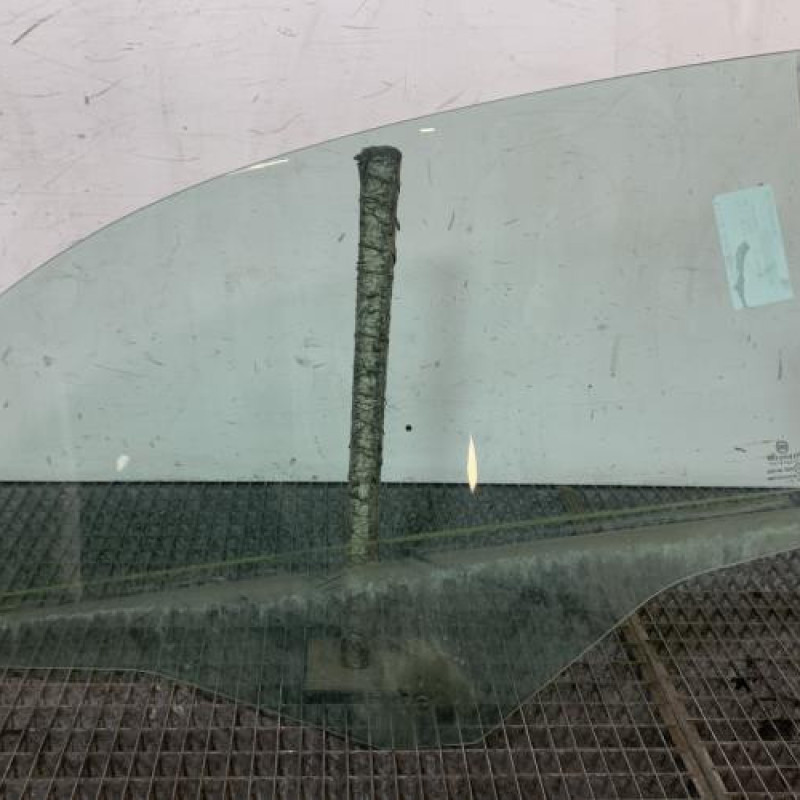Vitre avant droit FIAT 500 2 Photo n°4